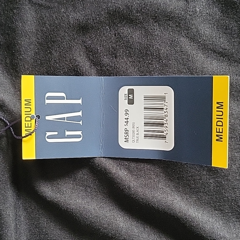 🆕️ GAP Woman's Eyelet Sleeve Top Size Medium - Picture 11 of 11